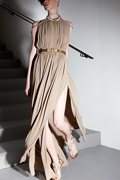 Дълга рокля в бежово с дълбока цепка Ваканционна колекция Lanvin 2012