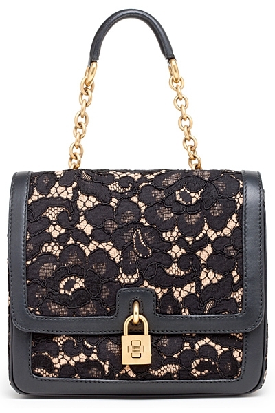 Черна чанта на Dolce and Gabbana 2012
