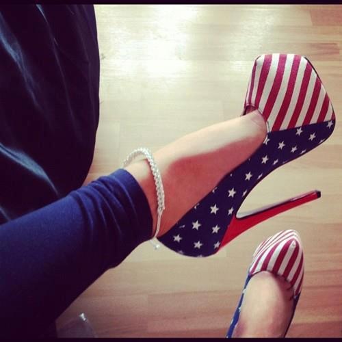 Високи обувки с шарките на американското знаме