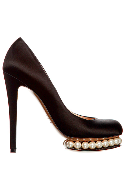 Черни високи обувки с платформа с перли Nicholas Kirkwood Пролет-Лято 2012