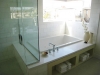 Дизайн баня с голяма вана