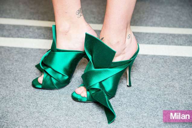 Красиви чехли в зелено