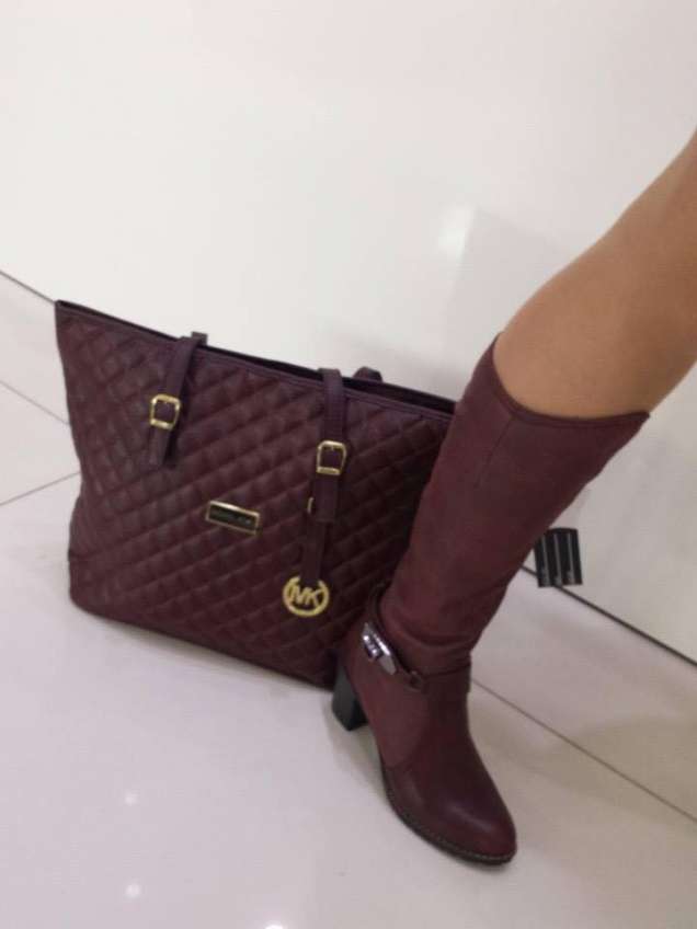 Чанта и ботуши цвят бордо 2015