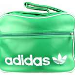 Зелена спортна чанта 2015