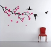 Декорация за стена с красиво дърво и птички