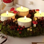Коледна украса с 4 чаени свещи