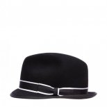 Стилна шапка черна с бял кант Rag and Bone зима 2012