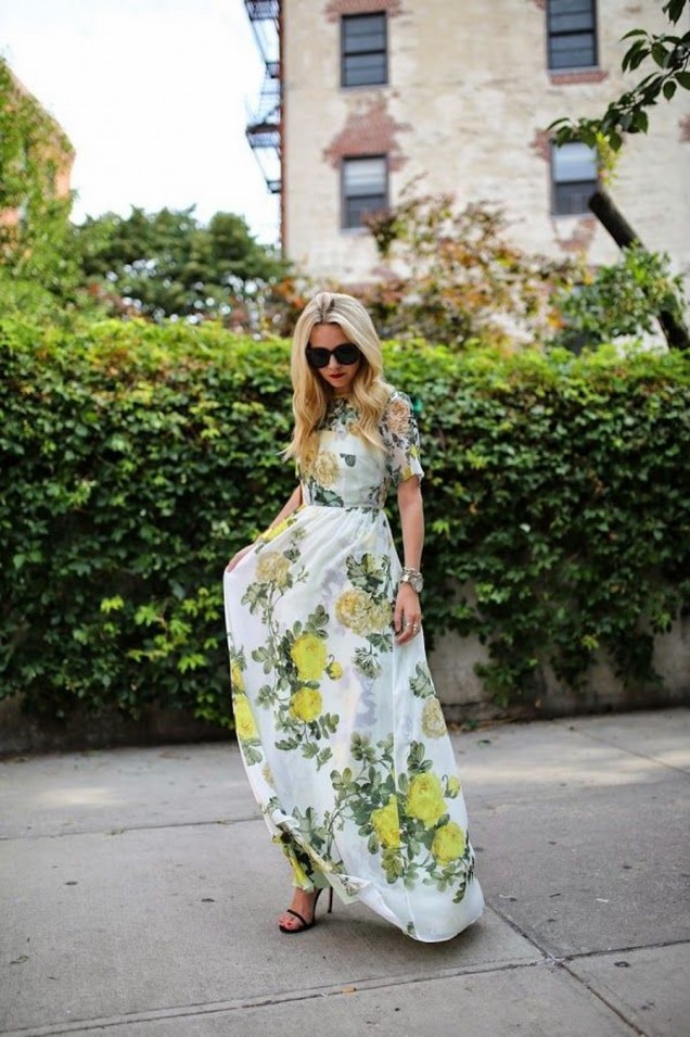 Красива дълга флорална рокля лято 2015