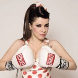 Елица Тодорова с боксьорски ръкавици