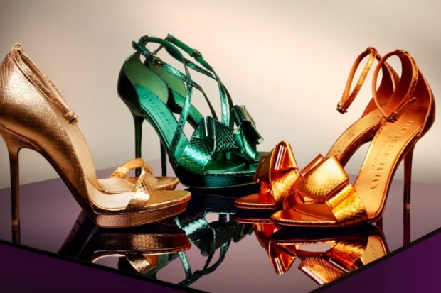 Колекция обувки Burberry 2013