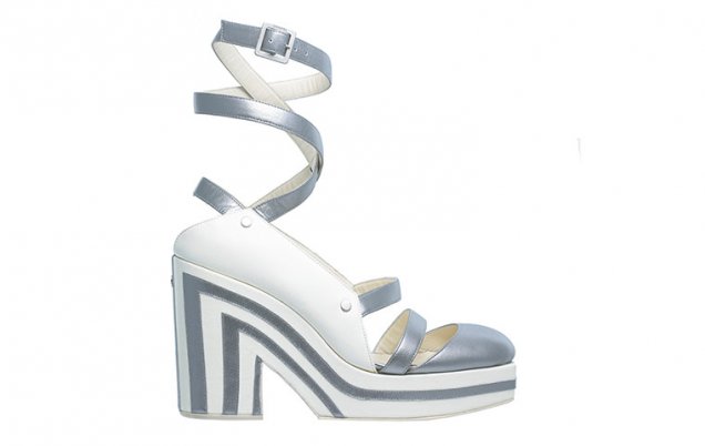 Silver-and-white stripe sandals Ексцентрични сребърни сандали