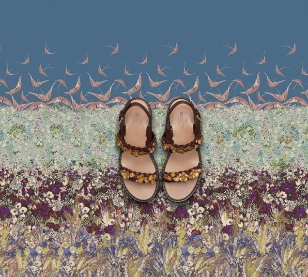 Прекрасни сандали с флорален мотив пролет 2016