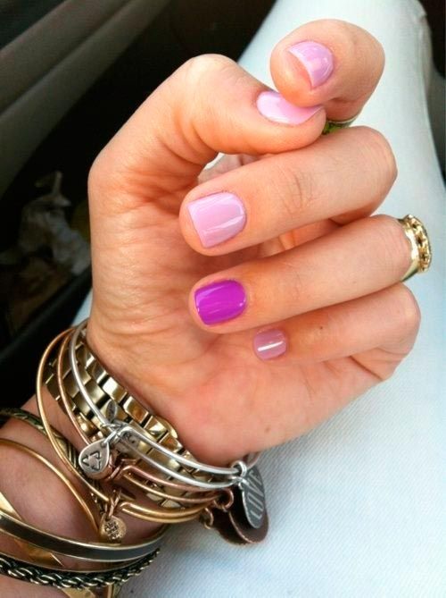 Цветни нокти