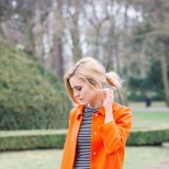 Зимно оранжево палто