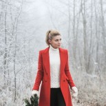 Модерно червено палто