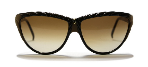 Слънчеви очила от Нина Ричи 2013