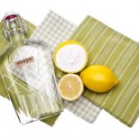 Комбинацията от сода, лимон и оцет почиства почти всякакви нечистотии.