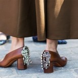 Обувки с квадратен ток есен 2016