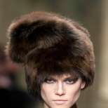 Donna Karen луксозна кожена шапка
