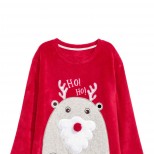 Червен пуловер с новогодишни мотиви зима 2017