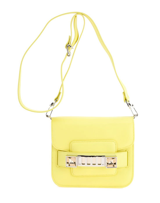 Модерна малка чанта в жълто пролет 2018
