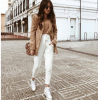 Модна тенденция на лятото 2018: Бели панталони, как да се комбинират правилно (Снимки)